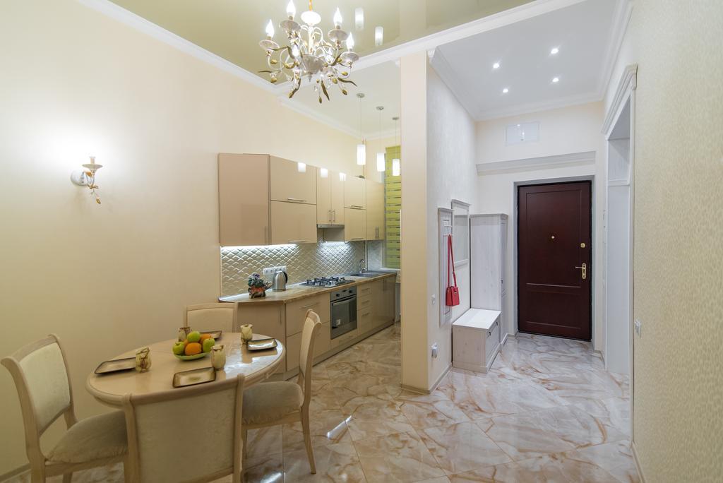 Vip Apartment In The Very Center Of Odessa With Sea View Kültér fotó